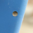 Schraubenöffnung am Kunststoffgehäuse eines Gartenhäckslers dient einer Mauerbiene als Brutröhre - Reinfeld, 12.05.2015
Hochgeladen am 12.05.2015 von Hartwig